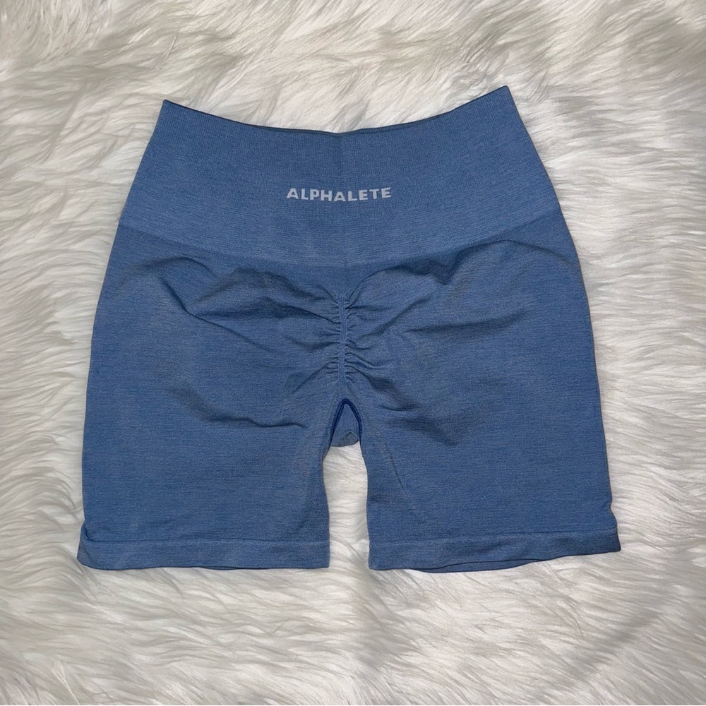 Alphalete Amplify 4.5” Shorts in Washed Denim